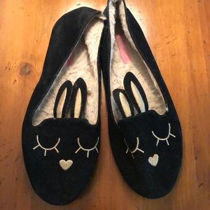 Super comfy and warm flats 🐰